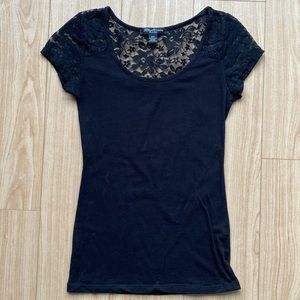 Streetwear Society Black t-shirt with lace
